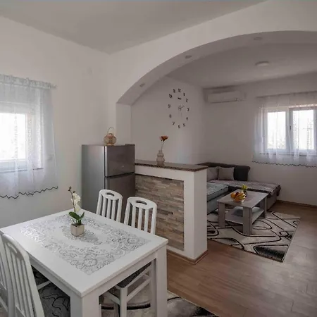 Apartment Stasa