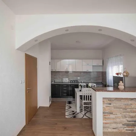 Stasa Apartman *
