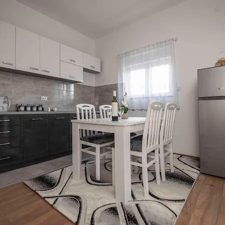 Apartment Stasa